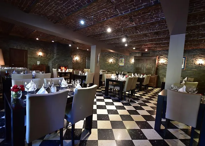 Hotel Moulin De La Strument