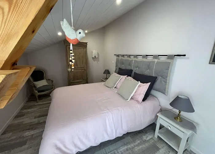 Le Jardin Du Dolaizon: Chambre Rouge Gorge