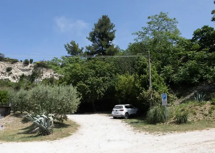 Fonte D'Olio Conero Relais
