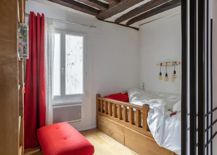 Chic Apartment In The Heart Of Paris Fontenay-sous-Bois