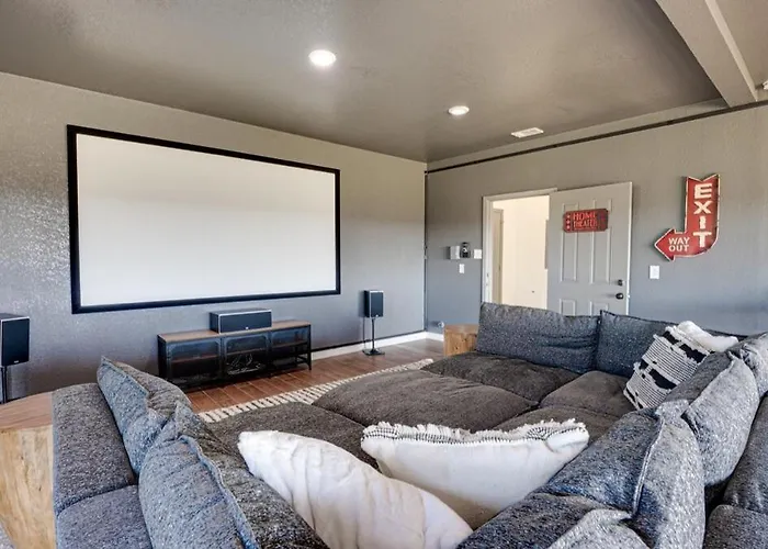 Deluxe Home Theater With Amazing Panoramic View Waxahachie