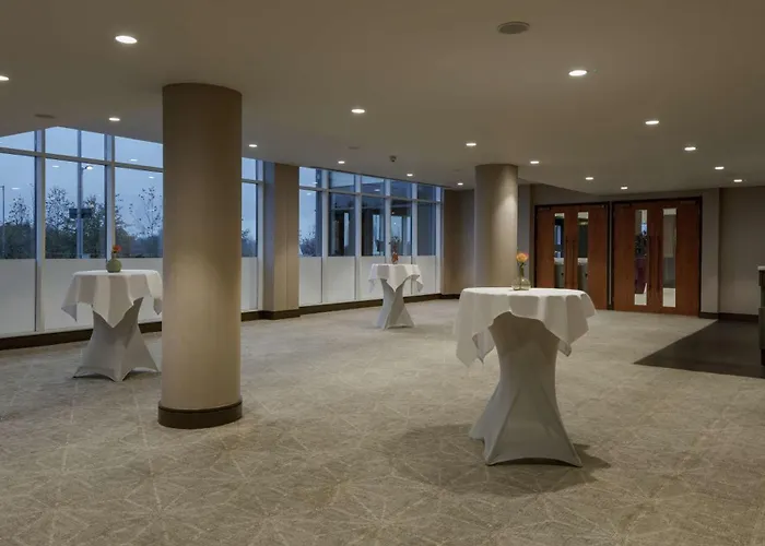 Hilton Southampton - Utilita Bowl Hotel Hedge End