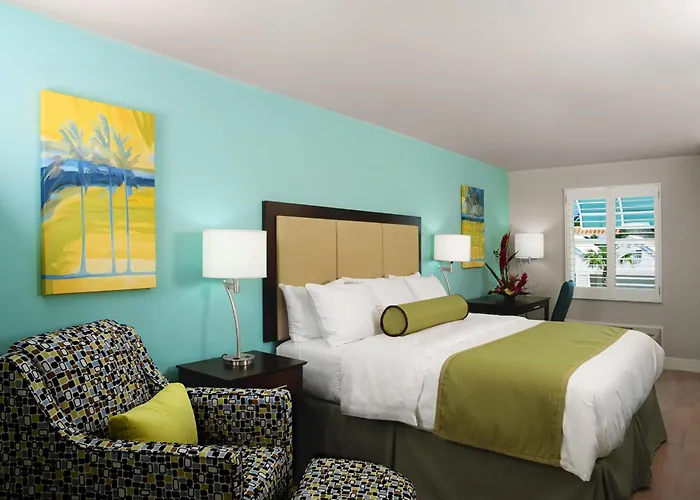 Silver Palms Inn