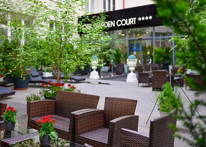 Hotel Garden Court