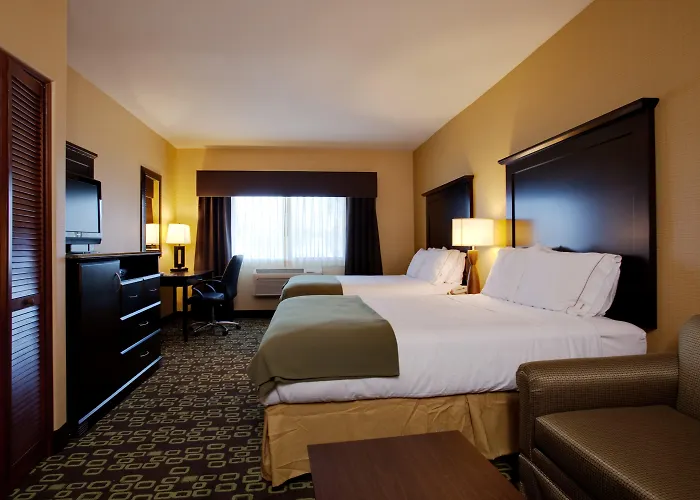 Holiday Inn Express & Suites Woodland Hills By Ihg Los Ángeles