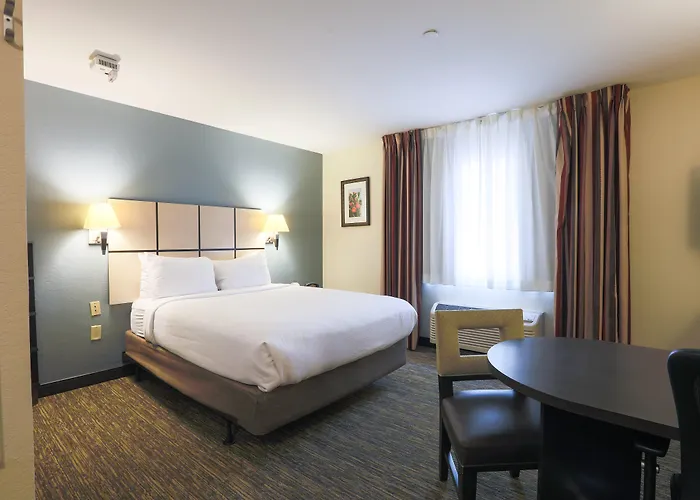 Sonesta Simply Suites Austin South
