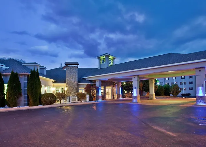 Holiday Inn Express St. Ignace-Lake Front By Ihg