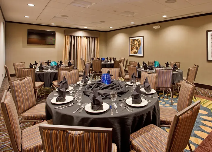 Holiday Inn Express St Joseph