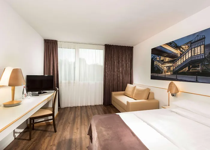 Tryp By Wyndham Wuppertal Hotel