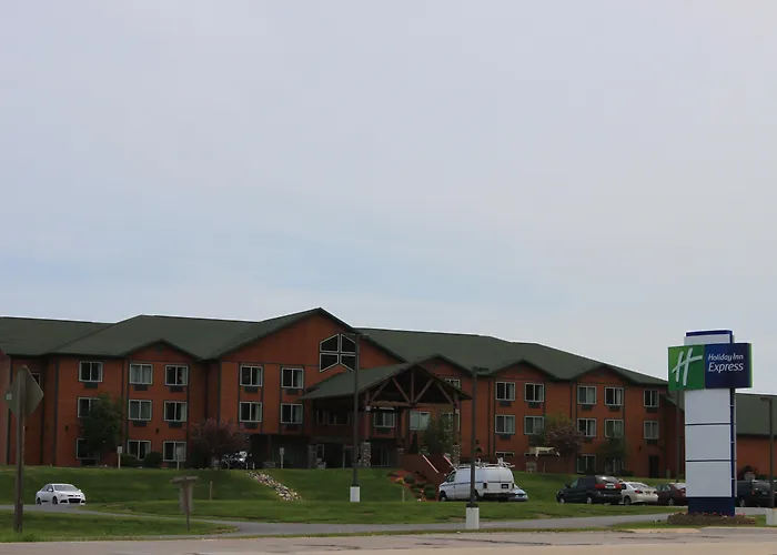 Holiday Inn Express Munising-Lakeview, An Ihg Hotel