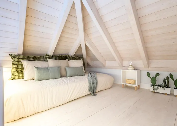Lodo Suites Ala - Studio Mezanino By Hd Faro