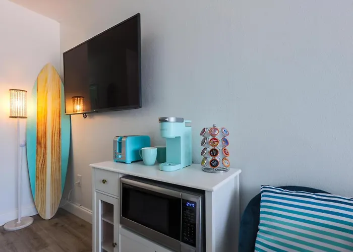 Pineapple Pad Studio At Coastal Waters 105 New Smyrna Beach
