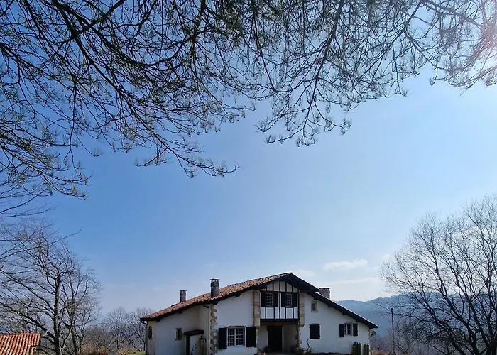Hiruetako Borda Chambres D'Hotes - Restaurant Sare