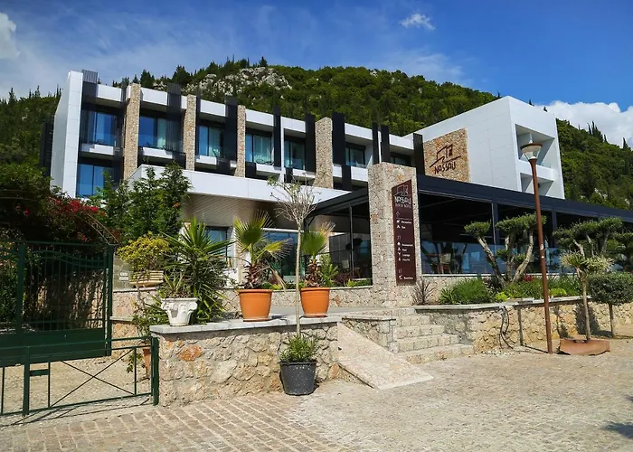 Nassau Hotel