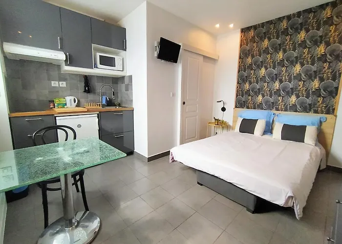 Appart-Hotel Le Djurdjura Suresnes-Nanterre-La Defense