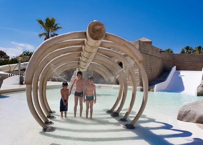 Insotel Cala Mandia Resort