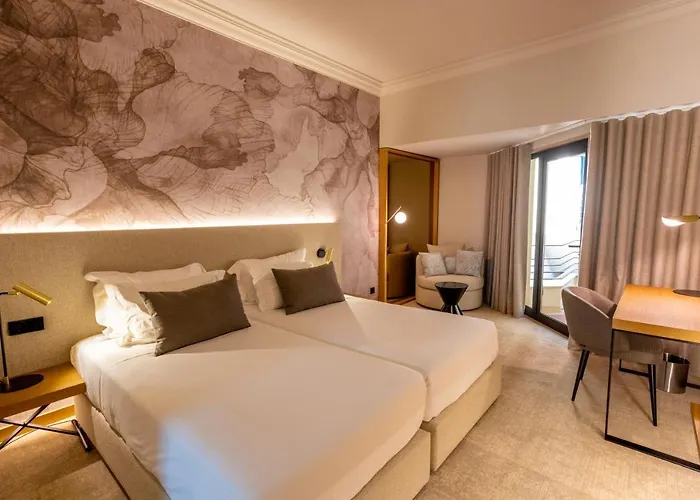 Cidnay - Hotel & Executive Center