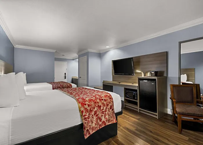 Best Western Moreno Hotel & Suites