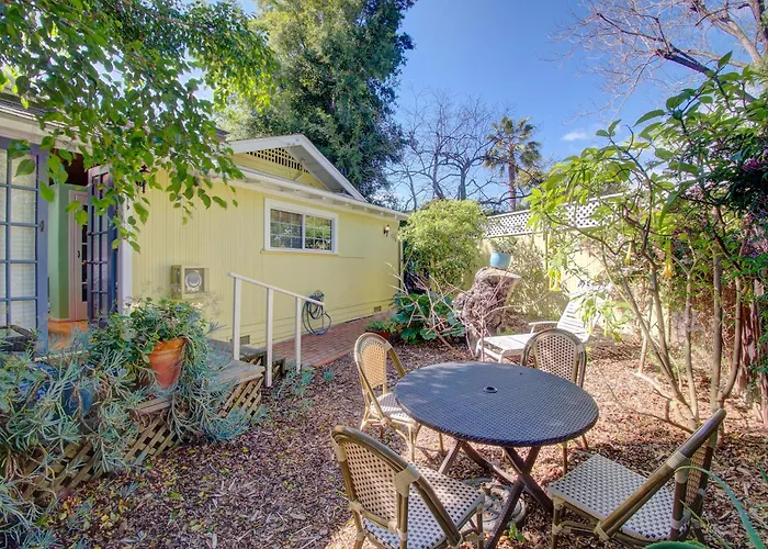 Secret Garden Inn&Cottages Santa Barbara