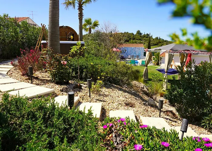 Carvoeiro B&B And Spa
