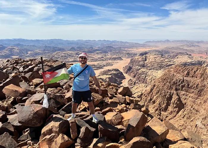 Wadi Rum Hotels