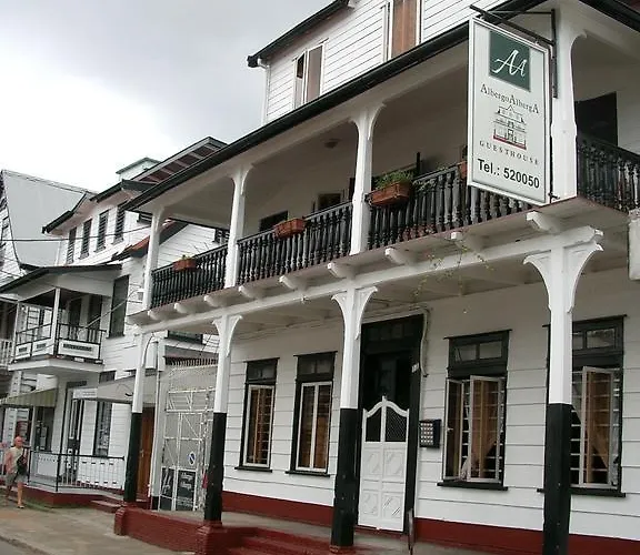 Guesthouse Albergoalberga Paramaribo