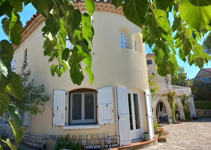 Le Relais Fleuri