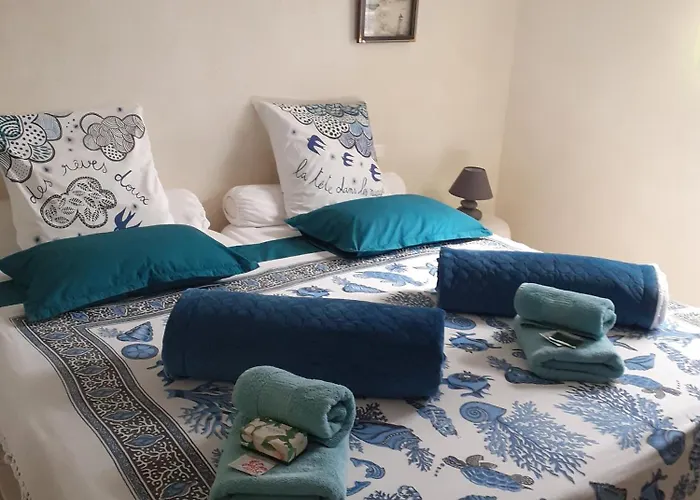Bed and Breakfast La Maison de Jenny à Montauroux