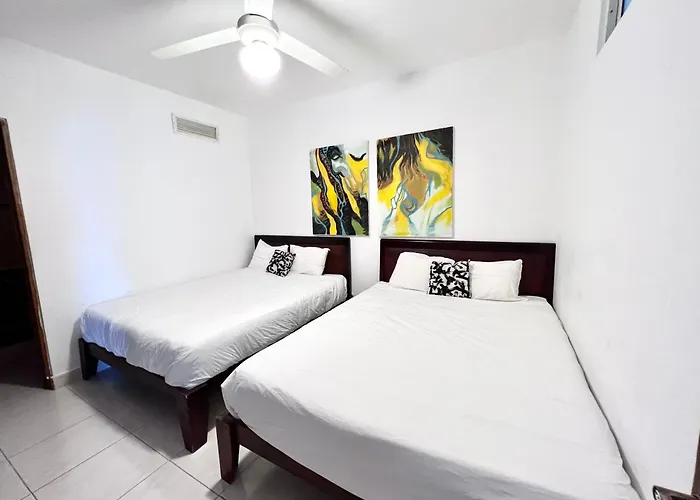 Tanama Hotel
