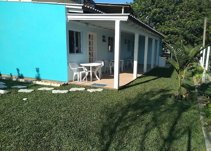 Quarto Com Cozinha E Churasqueira Individual.