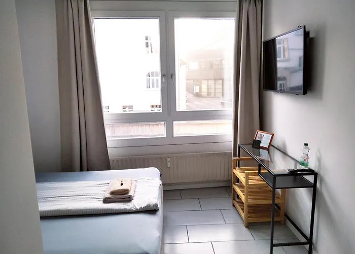 Sroom 118 And 119 In Center Reutlingen