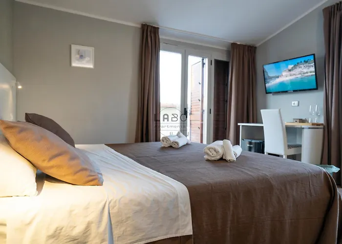 Agape Rooms In Tropea