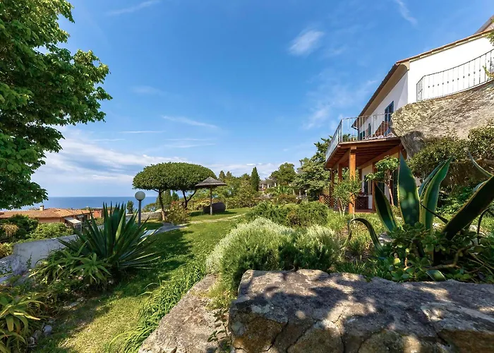 Hotel Cernia Isola Botanica