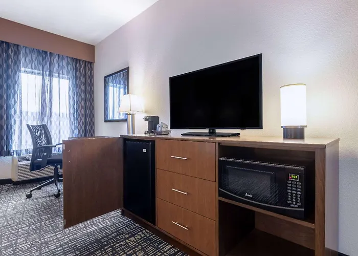 La Quinta By Wyndham Morgantown Hotel