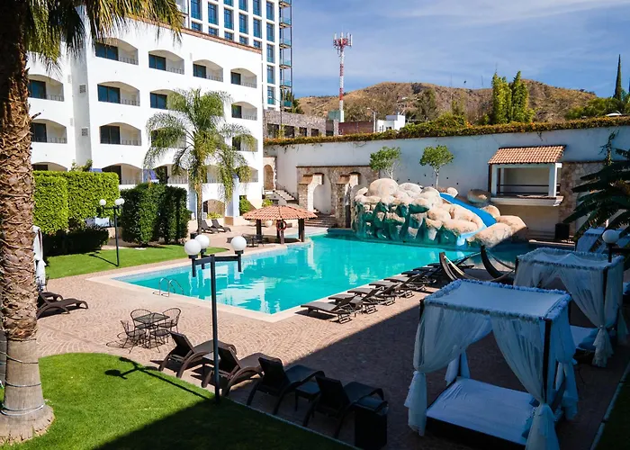 Hotel Gran Plaza & Convention Center