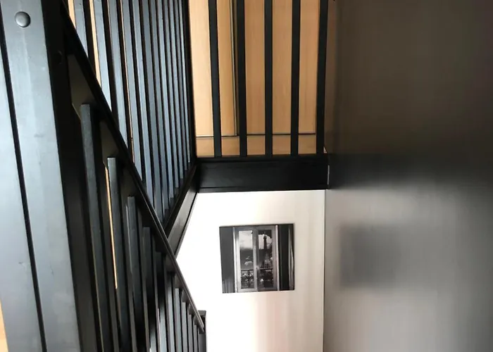 Une chambre à Neuilly Guest house