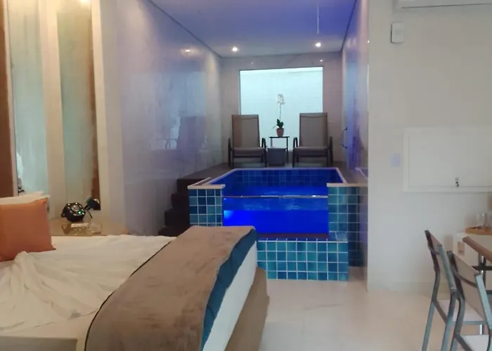 Flash Motel (Adults Only)