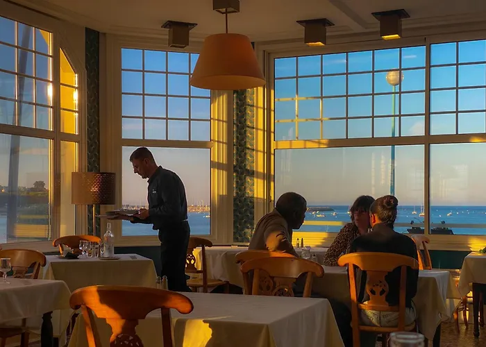 Hotel Des Bains Saint-Cast-le-Guildo