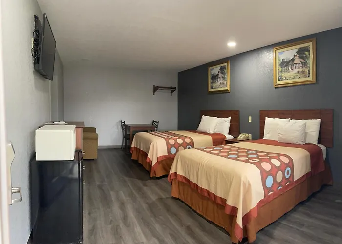 Buffalo Hotels