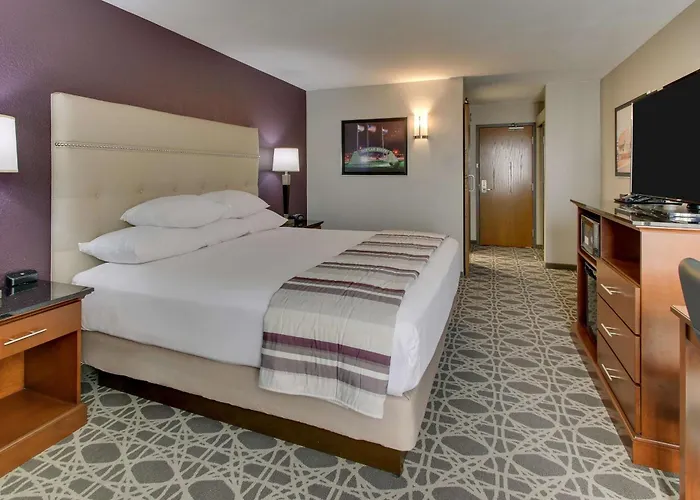 Poplar Bluff Hotels