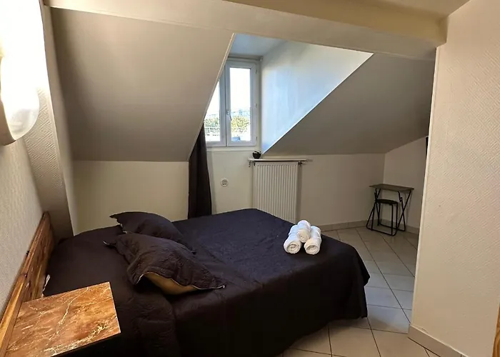 Hôtel Victor Hugo Aubervilliers