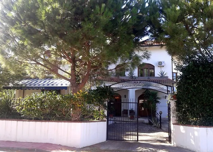 Residence Gnura Momma