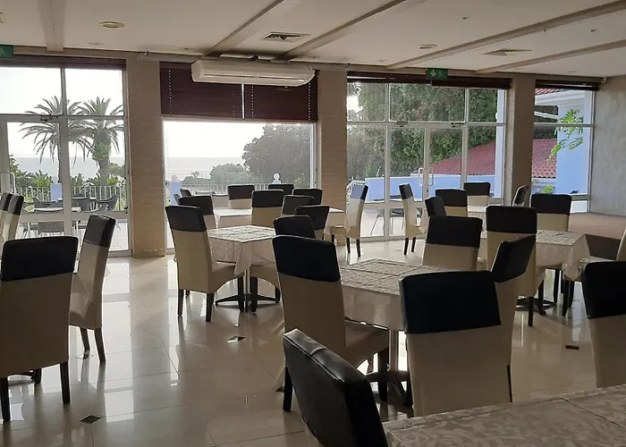 Wilderness Beach Hotel