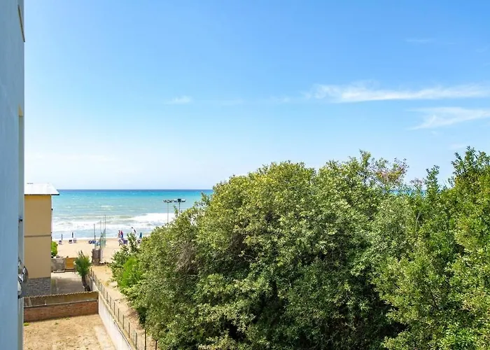 Hotel Aurora San Vincenzo