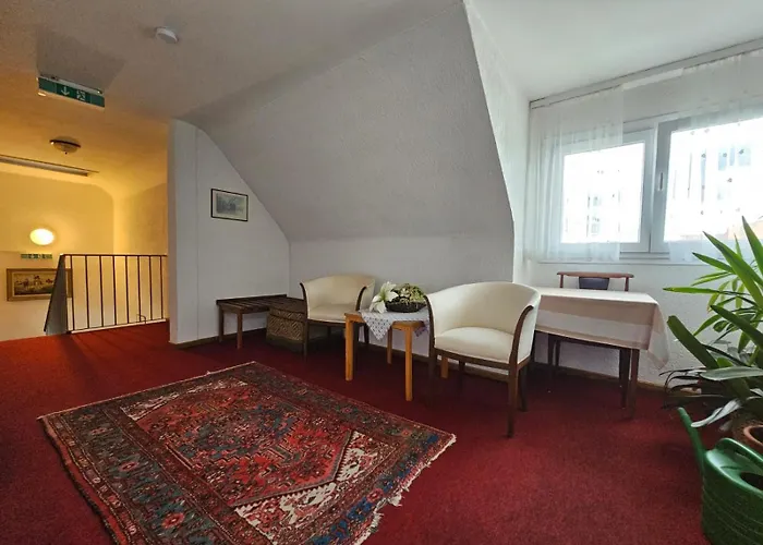 Hotel Haus Isenburg Neu-Isenburg