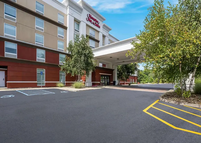 Hampton Inn & Suites Poughkeepsie Spackenkill