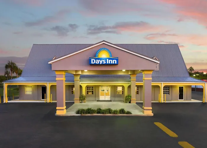 Days Inn By Wyndham Lake City I-75