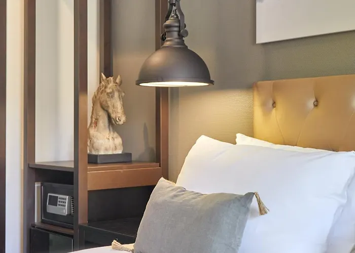 Hotel Cortes Rambla Barcellona