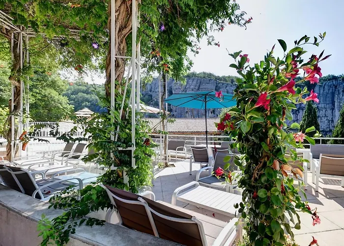 Domaine Lou Capitelle&Spa Vogue