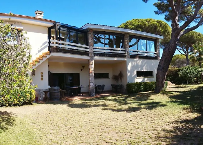 Villa Costera B&B